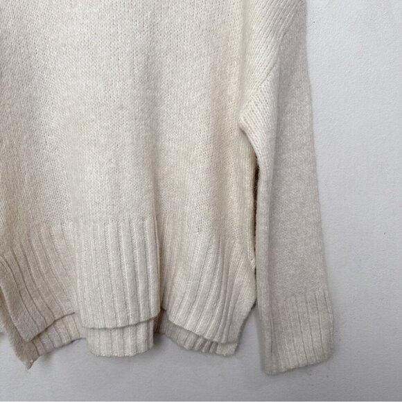 H&M Womens Medium Alpaca Turtle Neck Oversized Ivory Sweater - Picture 5 of 12